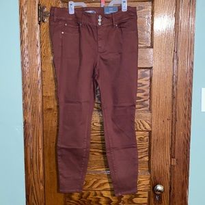 Torrid size 14 Jean/jegging